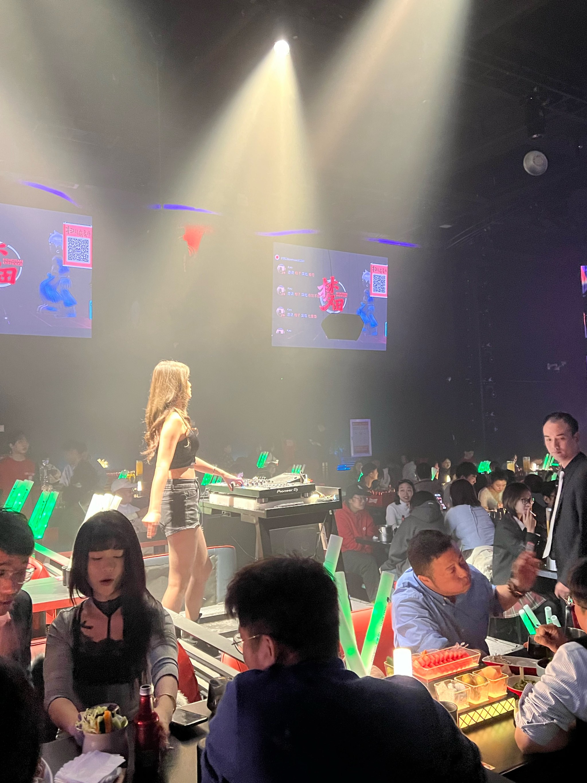 桂林商务ktv玩法分享-资源县ktv预订